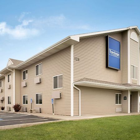 Travelodge By Wyndham Missouri Valley Exteriör bild