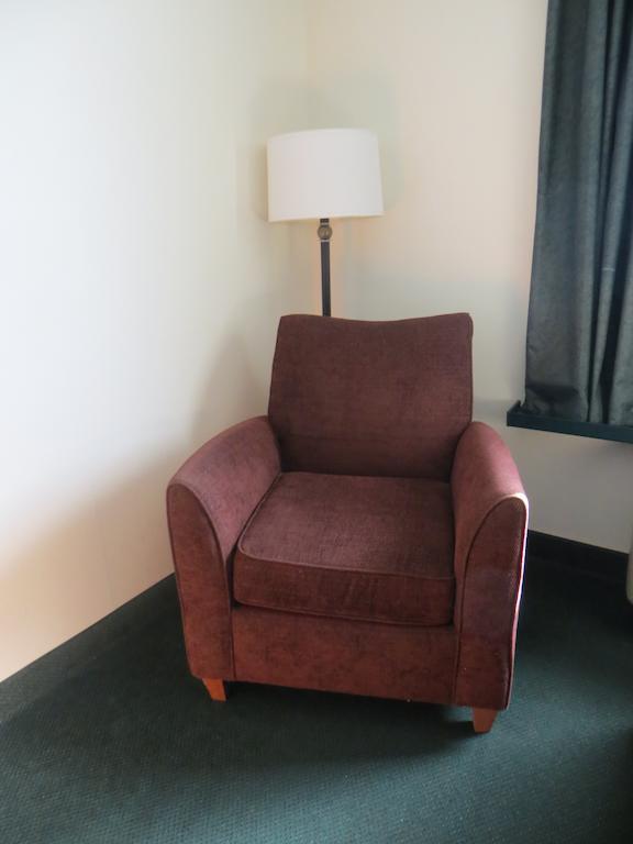 Travelodge By Wyndham Missouri Valley Exteriör bild