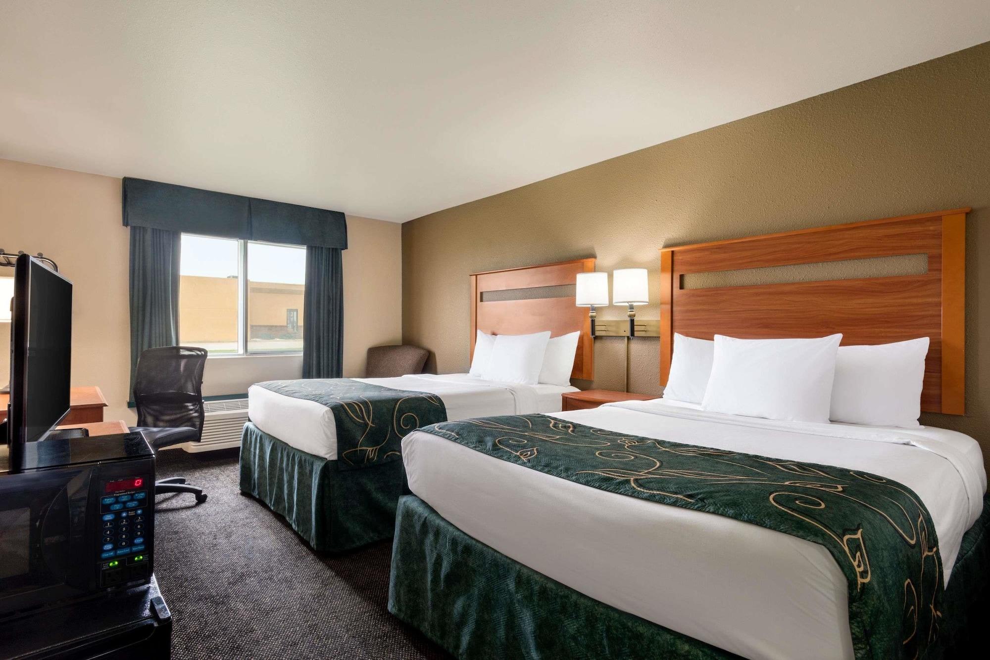 Travelodge By Wyndham Missouri Valley Exteriör bild